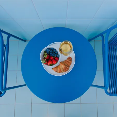 Apero Трогір