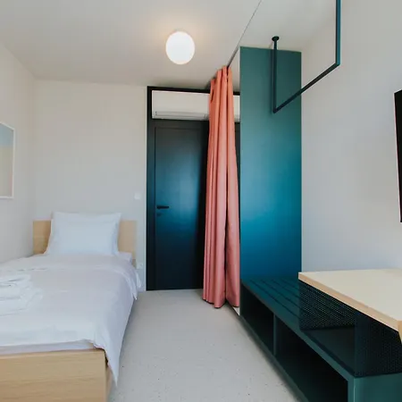 Apartahotel Apero 3*