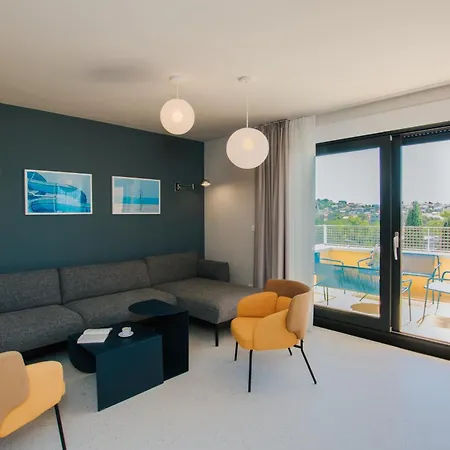Apero Apartahotel Trogir