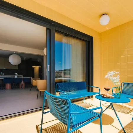 Apero Apartahotel