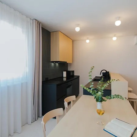 Apero Apartahotel Trogir